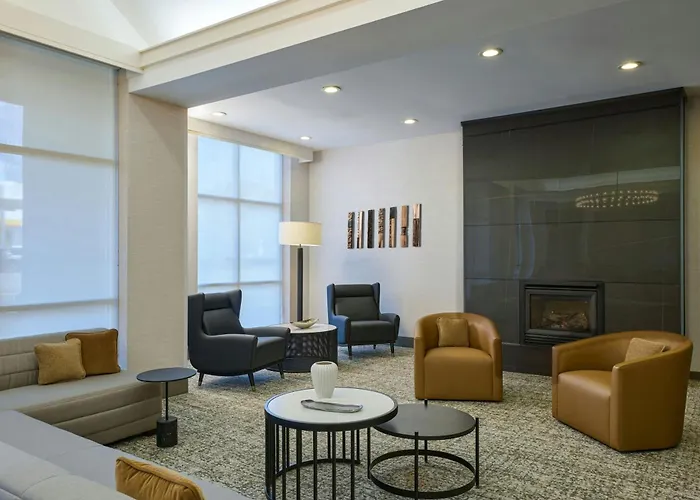 Hotel with pool: Residence Inn By Marriott Tallahassee Universities At The Capitol