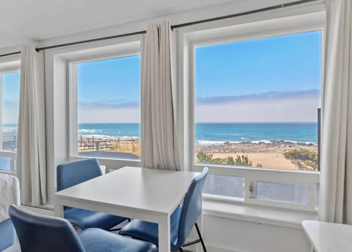 Seagull Beachfront Inn