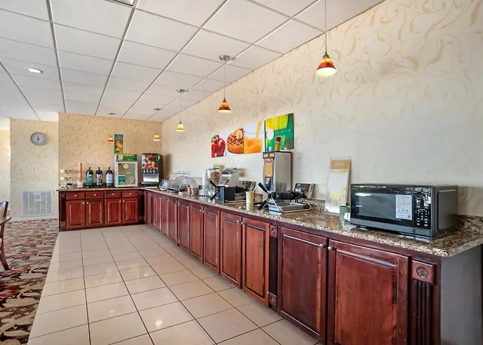 Family Hotel: Quality Inn & Suites Near Lake Eufaula
