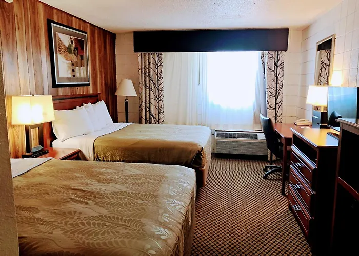 National 9 Inn Showboat