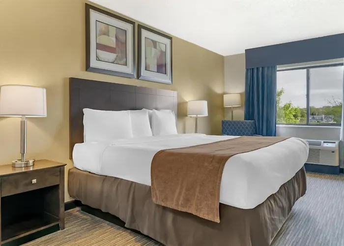 Dog friendly hotels Best Western Port Huron Blue Water Bridge