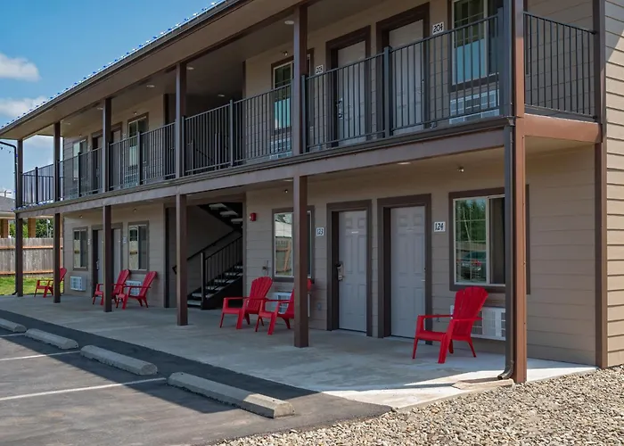 Town Motel