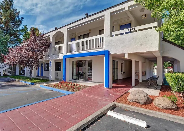Motel 6-, Ca - North