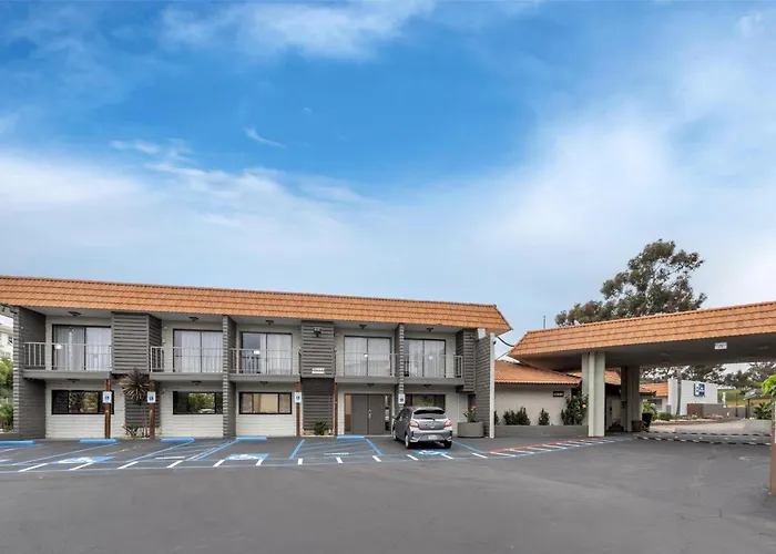 Pets Allowed Hotel Best Western Oceanside Inn