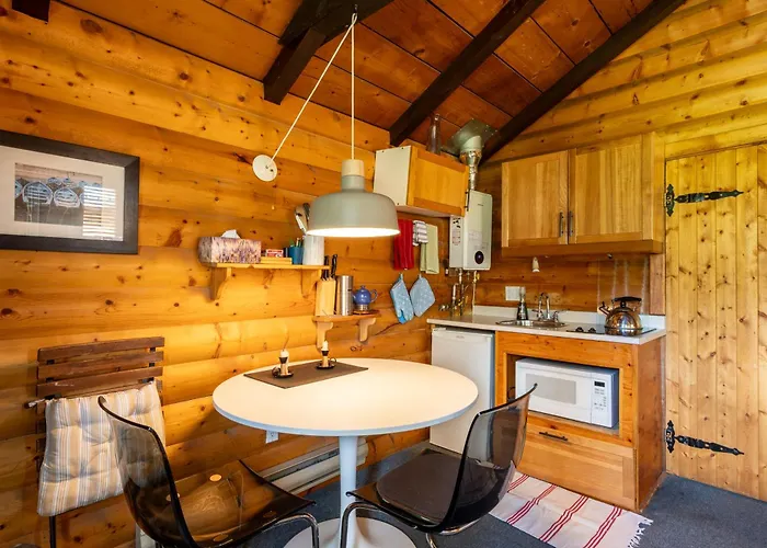 Villa: Rocky Mountain Cabins And Home