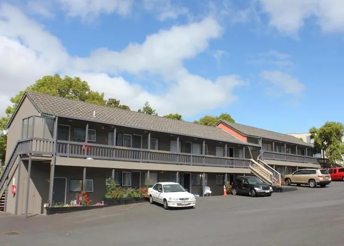 Motel 80