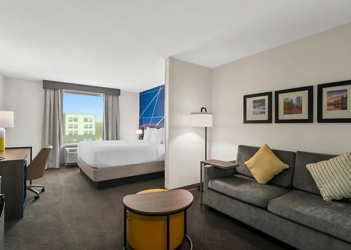 Comfort Suites Bentonville - Rogers