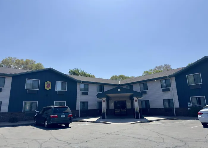 Super 8 By Wyndham Shakopee