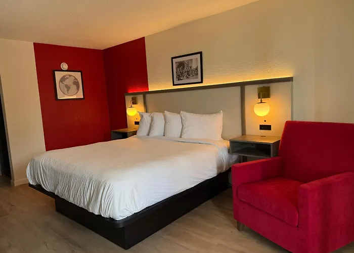 Travelodge By Wyndham Lumberton