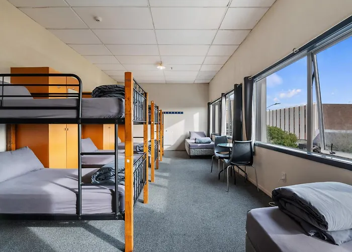 Hostel: Rock Solid Backpackers Rotorua