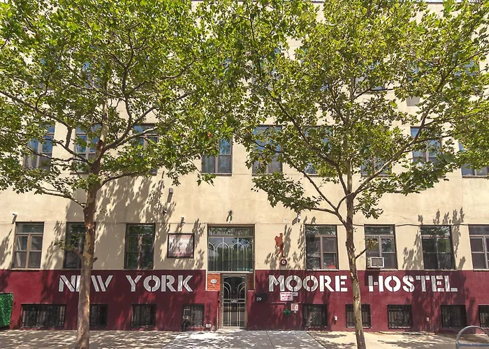 Ny Moore Hostel
