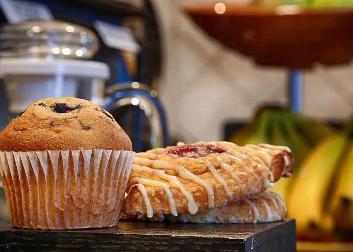 Best Western Plus Bayshore Inn