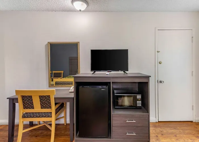 Econo Lodge On Historic Route 66