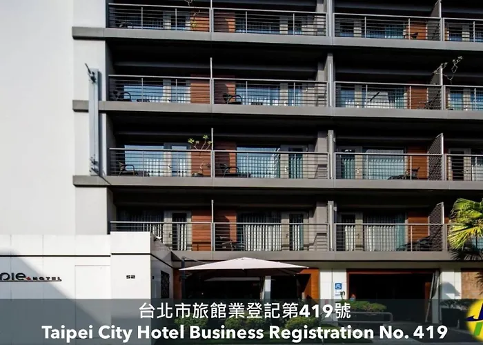 Simple + Hotel