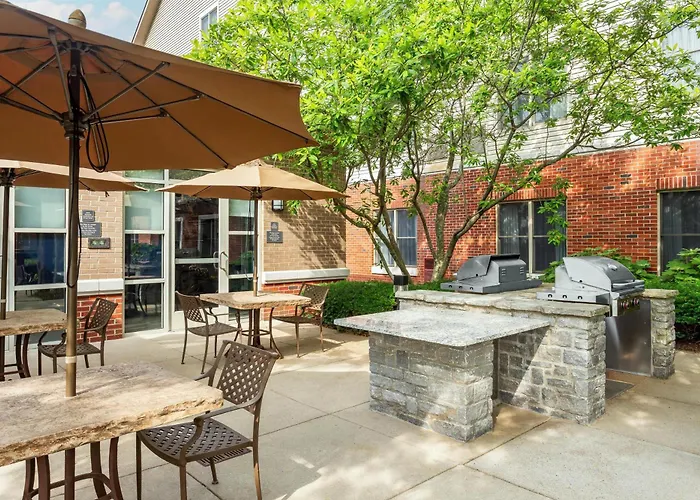 Luxury hotel only: Homewood Suites By Hilton Lexington Fayette Mall