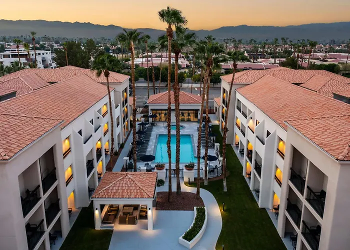 Courtyard By Marriott
