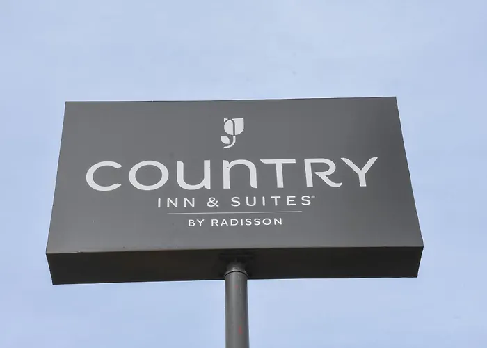 Country Inn & Suites By Radisson Bloomington-Normal West, Il