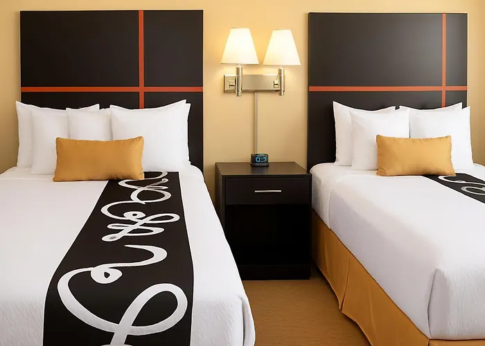 Cheap hotel: Chaparral Motor Inn