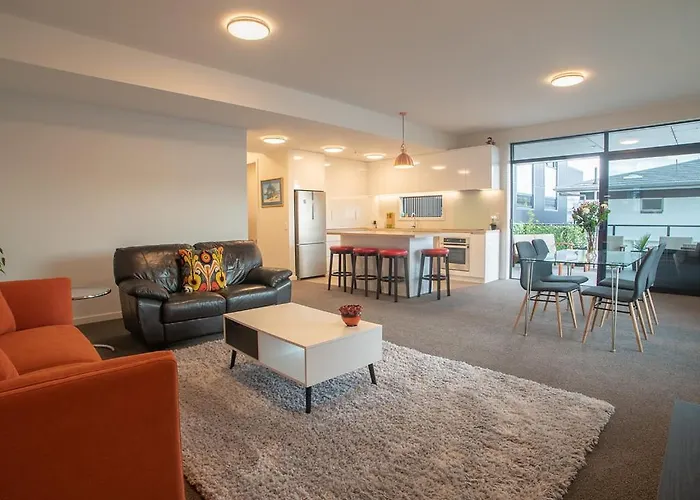 Apartment: Riverwalk Apartments - 3 Bedrooms