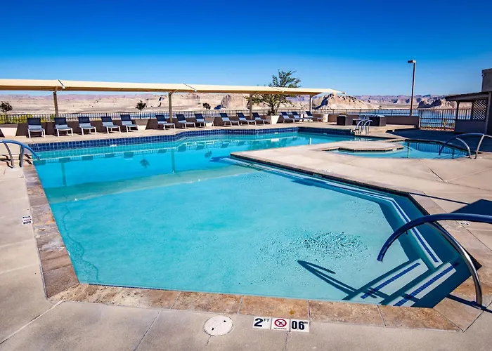 Hotel con golf: Lake Powell Resort