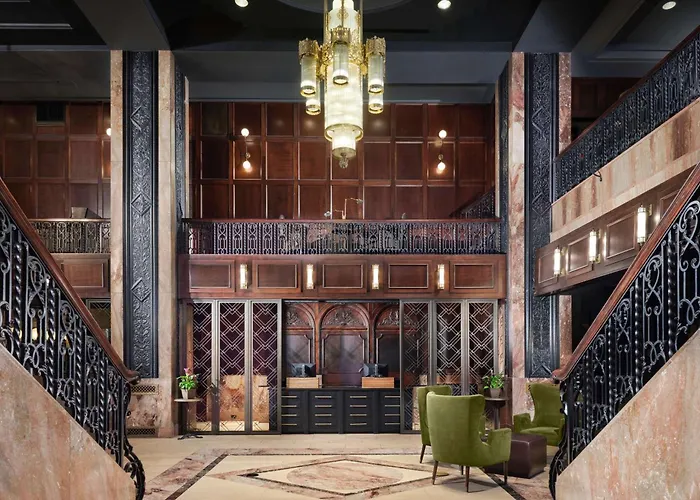 Hotel Phillips Kansas City, Curio Collection By Hilton