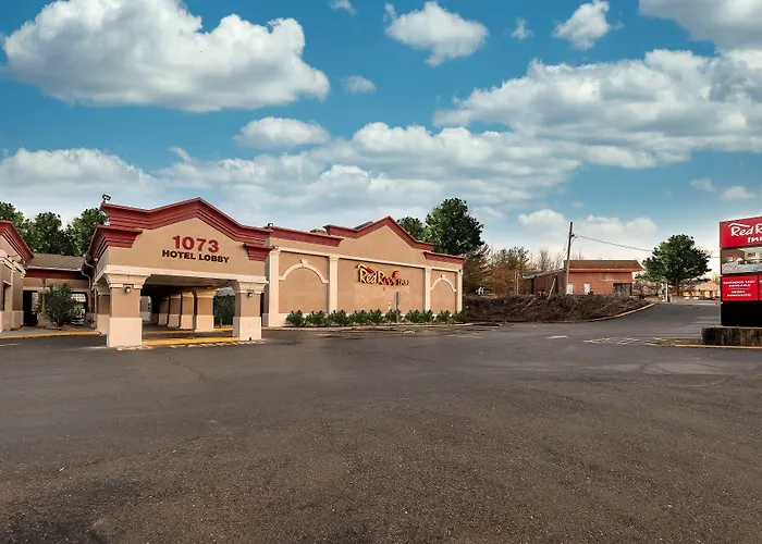 Central hotel: Red Roof Inn Bordentown - Mcguire Afb