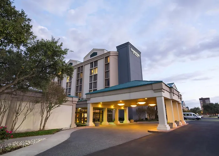 Doubletree By Hilton Dfw Airport North