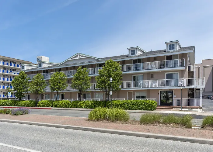 Pet Friendly hotel: Quality Inn Ocean City Beachfront