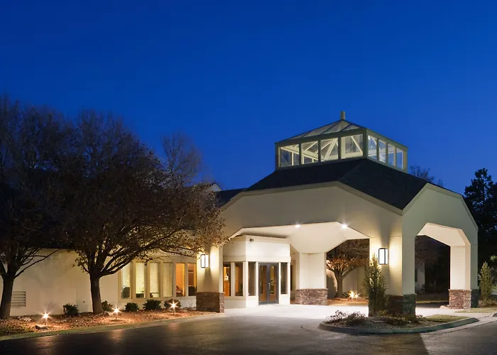 Family Hotel: Quality Inn & Suites Albuquerque Midtown - University Area