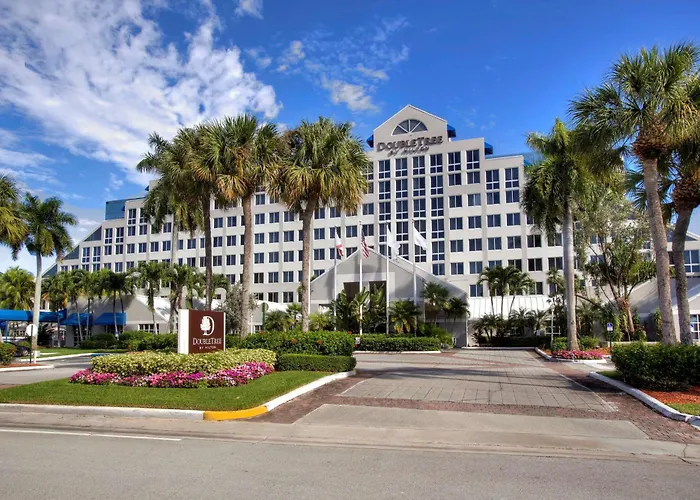 Jacuzzi hotel: Doubletree By Hilton Hotel Deerfield Beach Boca Raton