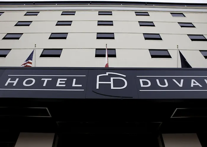 In Luxury hotels Duval, Autograph Collection