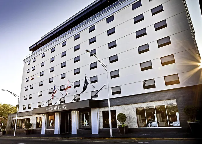 In Luxury hotels Duval, Autograph Collection