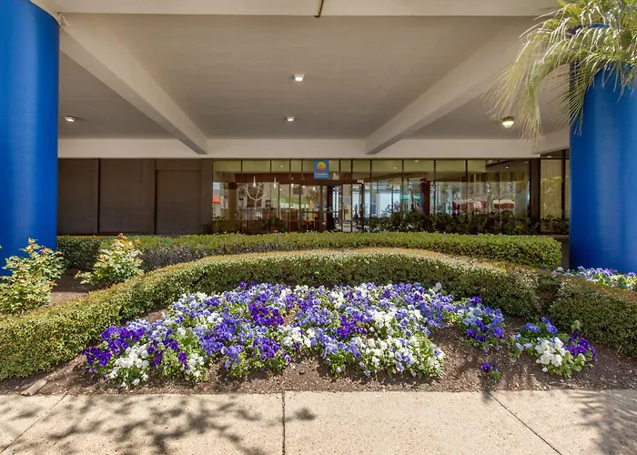 3 star hotel: Coastal Hotel & Suites Virginia Beach - Oceanfront