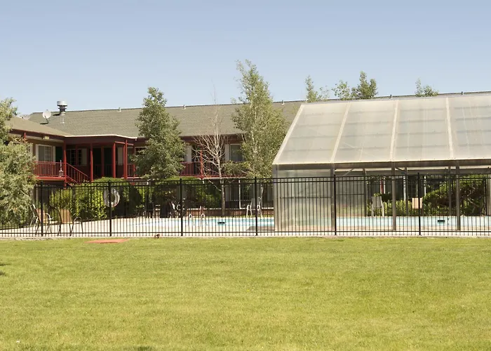 Luxury hotel only: Travelodge By Wyndham Ogallala