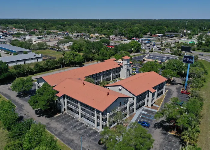 Beach hotel: Soho Inn And Suites Jacksonville North