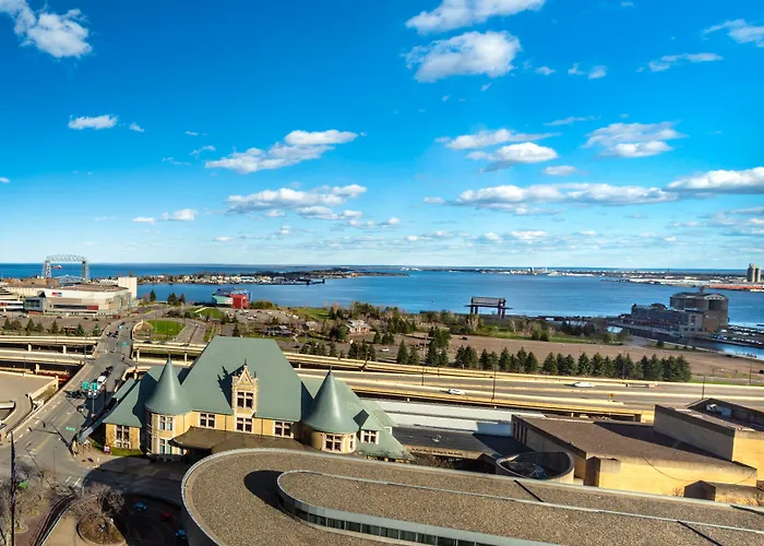 Cheap hotels Radisson Duluth-Harborview