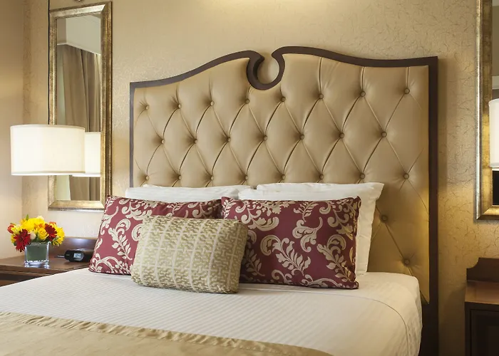 Welkom Hotel: King George