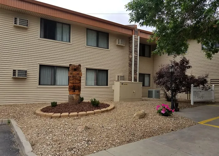 Cheap hotel: Days Inn By Wyndham Fort Collins