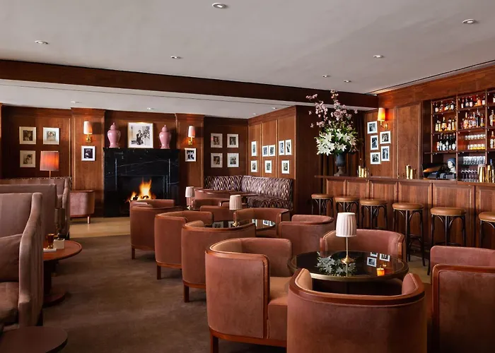 Hotel com tênis: Sunset Tower Hotel