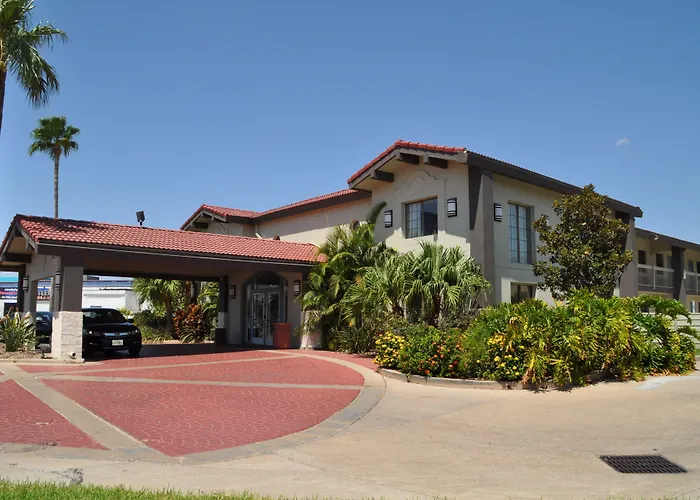 Hotel near College: Quality Inn Harlingen
