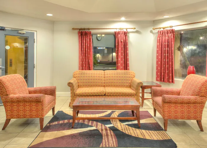 Days Inn By Wyndham Gulfport