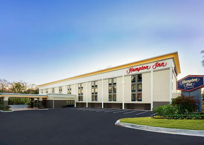 Pet Friendly hotel: Hampton Inn Gainesville
