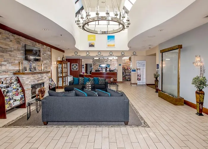 Hotel near College: Days Hotel By Wyndham Allentown Airport / Lehigh Valley