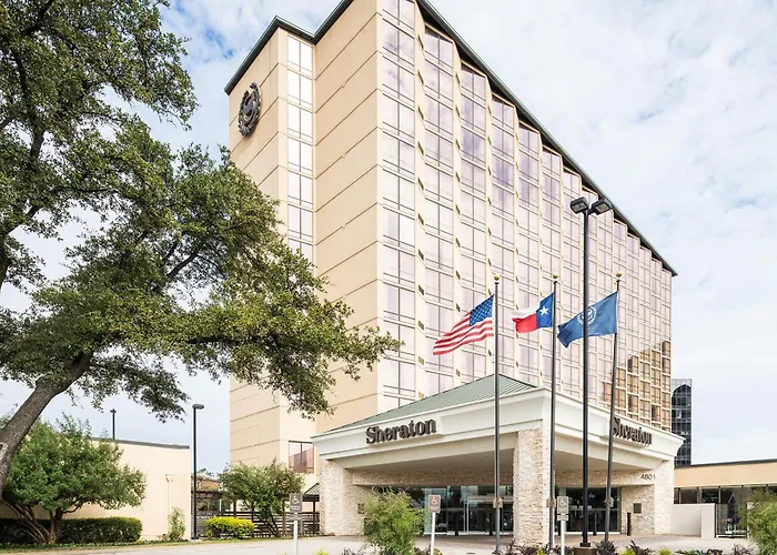 Hot Tub in Room Sheraton Dallas By The Galleria