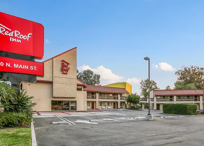 Beach Hotels Red Roof Inn Santa Ana