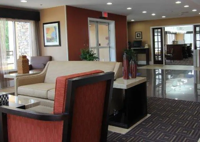 Family Hotel: Quality Inn & Suites Greenville Near Downtown