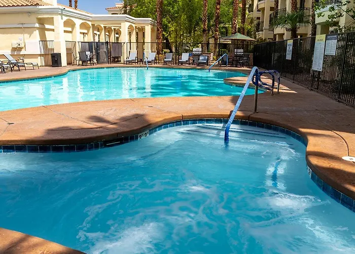 Familiehotel: Club De Soleil All-Suite Resort