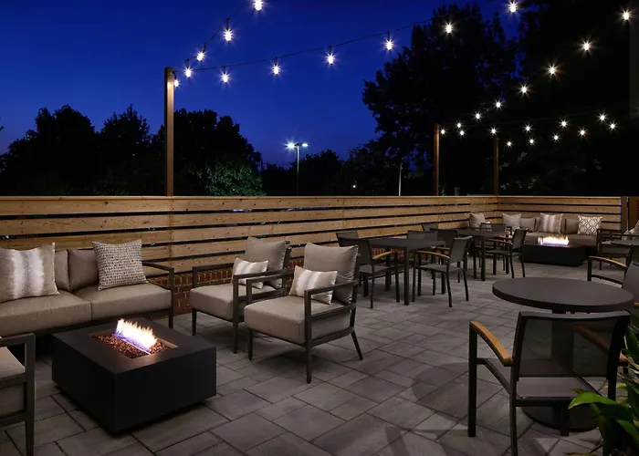 Resort: Residence Inn By Marriott Raleigh Crabtree Valley