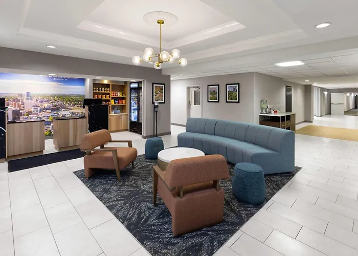 La Quinta By Wyndham South / Hamburg