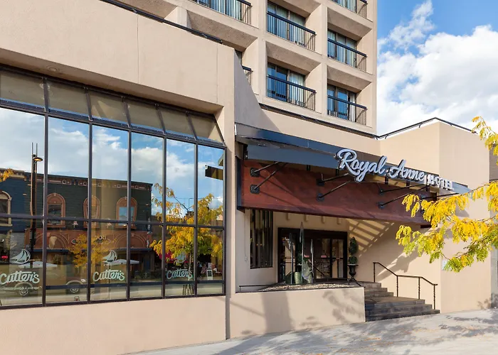 Cheap hotel: The Royal Anne Hotel